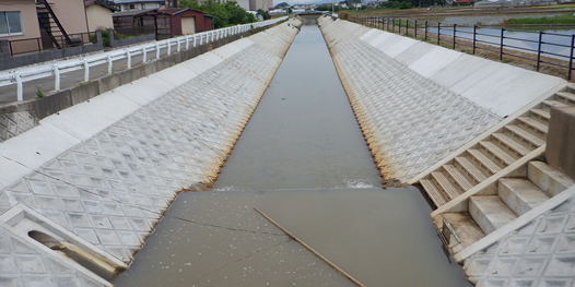 令和5年度 柿沢川南部地区排水路1工事